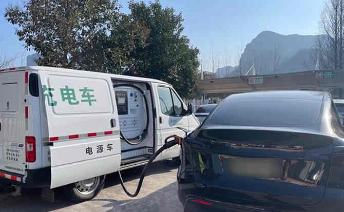 云梦汽车搭电