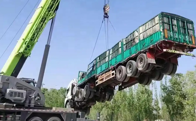 云梦道路脱困救援案例